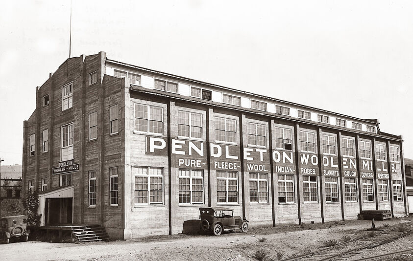 Pendleton Woolen mills manufacturing factory